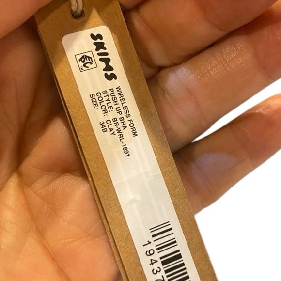 NWT SKIMS bra Size 34B - Picture 4 of 5